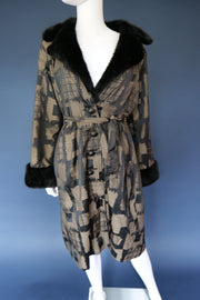 Et Dieu Crea La femme whimsical faux fur coat