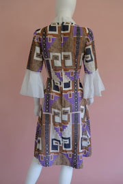Vintage patterned 1960s high yoke angel sleeve dress