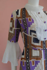 Vintage patterned 1960s high yoke angel sleeve dress