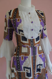 Vintage patterned 1960s high yoke angel sleeve dress