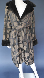 Et Dieu Crea La femme whimsical faux fur coat